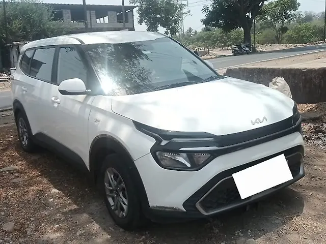 Used 2022 Kia Carens in Mumbai
