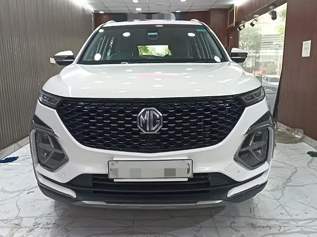 Used 2020 MG Hector Plus in Delhi
