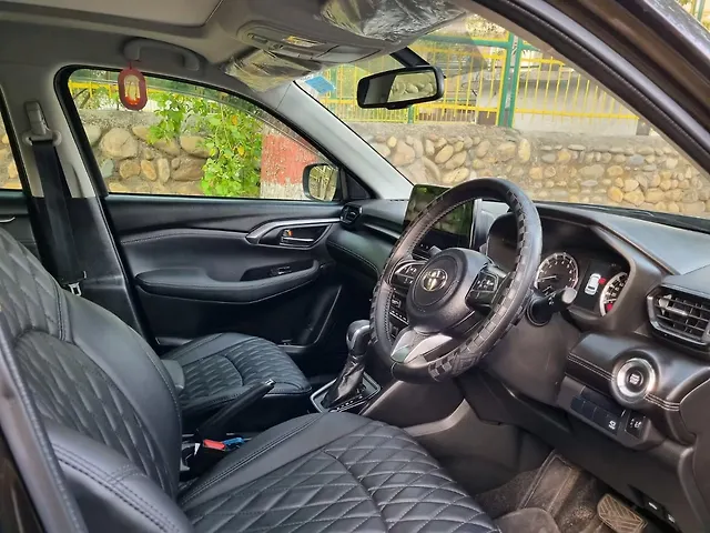 Used Toyota Urban Cruiser Hyryder V AT NeoDrive [2022-2023] in Jalandhar