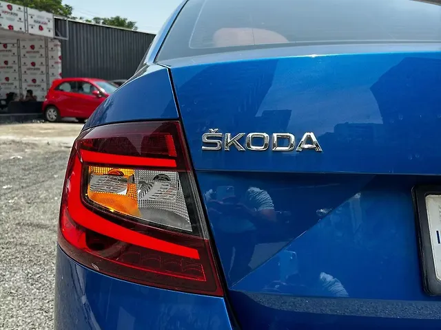 Used Skoda Octavia [2017-2021] 2.0 TDI L&K in Surat
