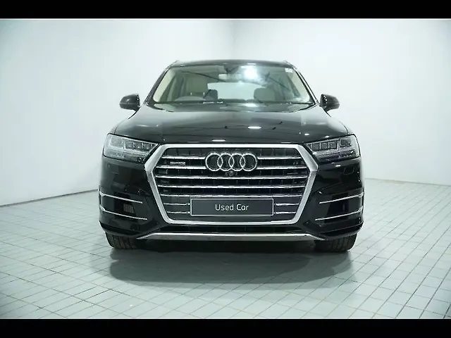 Used 2016 Audi Q7 in Pune