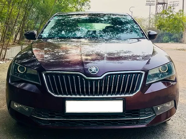 Used 2017 Skoda Superb in Delhi