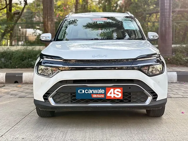 Used 2022 Kia Carens in Thane
