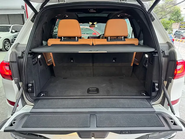 Used BMW X7 [2019-2023] xDrive40i M Sport (Petrol) in Hyderabad