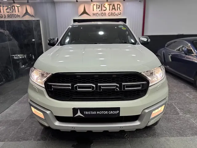 Used 2016 Ford Endeavour in Hyderabad
