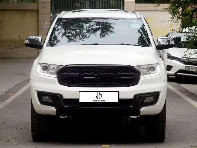 Used 2018 Ford Endeavour in Delhi