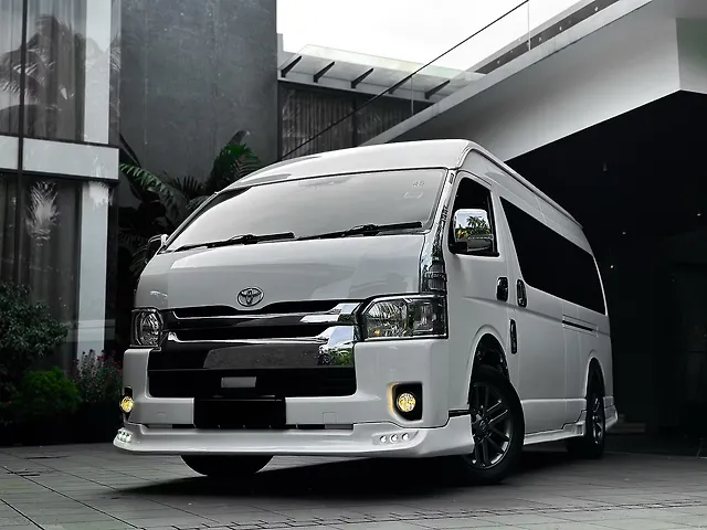 Used 2018 Toyota Commuter in Malappuram