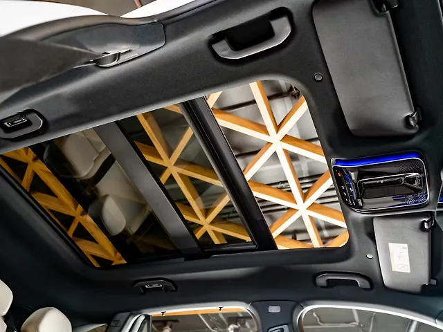 Used Mercedes-Benz GLC 300 4MATIC in Delhi