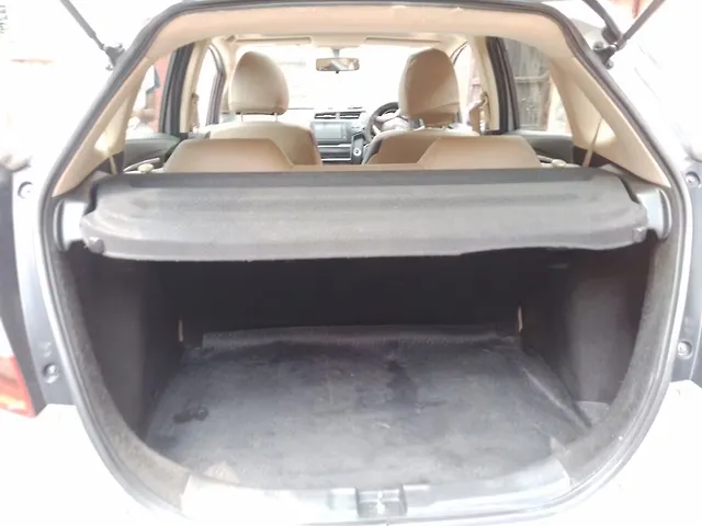 Used Honda Jazz ZX in Kolkata