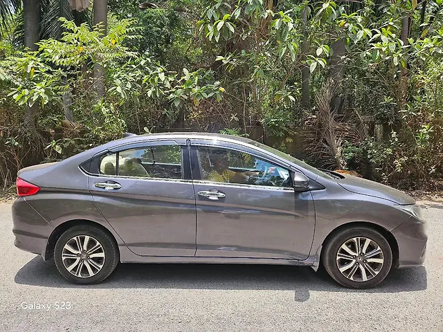 Used Honda City 4th Generation V CVT Petrol [2017-2019] in Mumbai