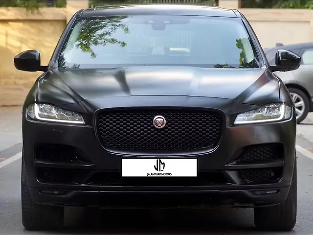Used 2019 Jaguar F-Pace in Delhi