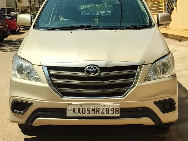 Used 2015 Toyota Innova in Bangalore