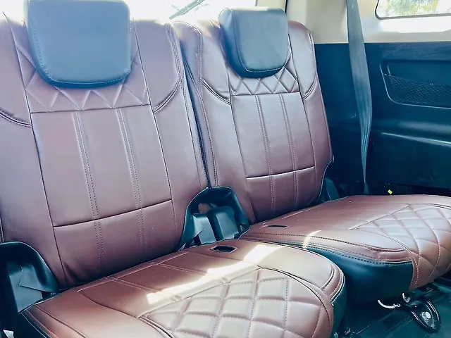 Used Mahindra XUV500 [2015-2018] W10 in Surat