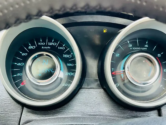 Used Mahindra XUV500 [2015-2018] W10 in Surat