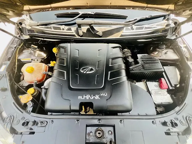 Used Mahindra XUV500 [2015-2018] W10 in Surat