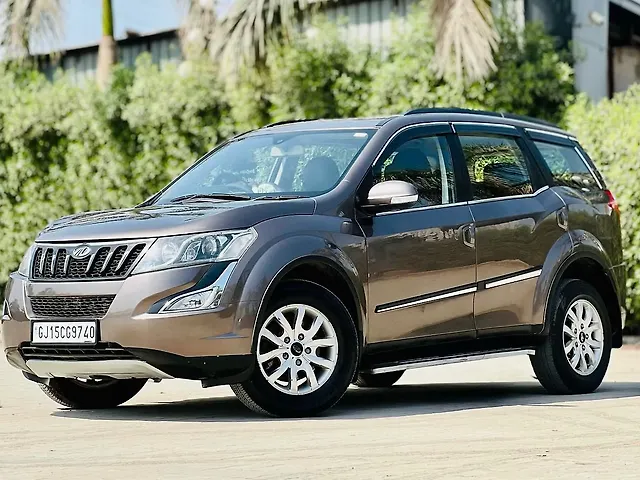 Used 2018 Mahindra XUV500 in Surat