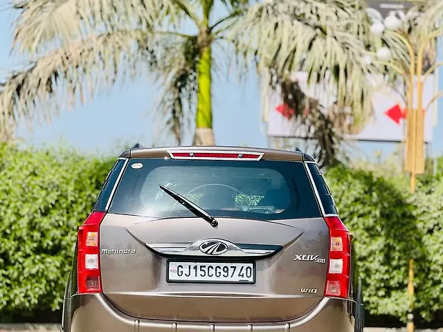 Used Mahindra XUV500 [2015-2018] W10 in Surat