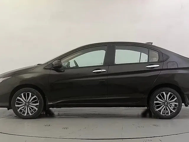 Used Honda City 4th Generation VX Petrol in Ahmedabad