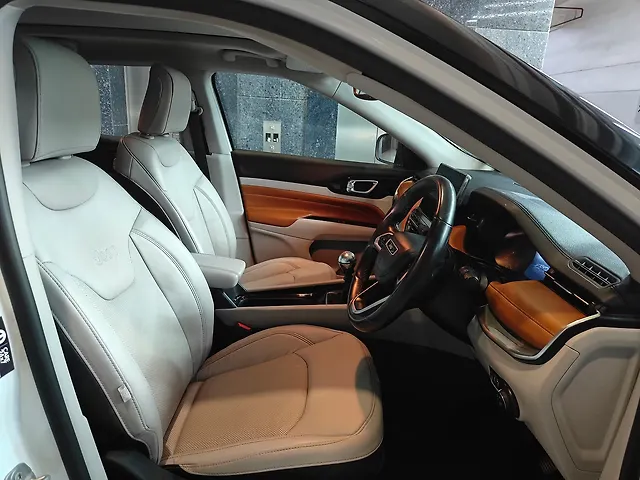 Used Jeep Compass Limited (O) 2.0 Diesel in Ahmedabad