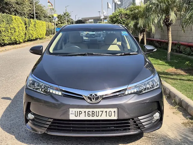 Used 2018 Toyota Corolla Altis in Delhi