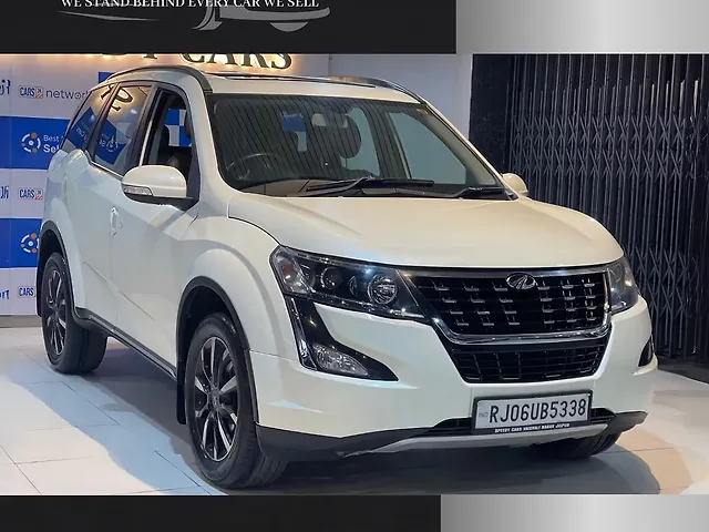 Used Mahindra XUV500 W11 in Jaipur