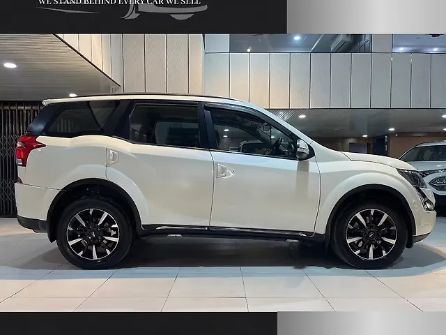 Used Mahindra XUV500 W11 in Jaipur