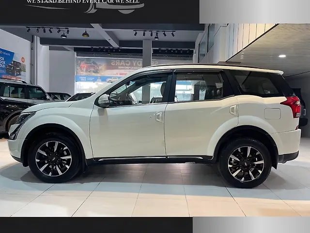 Used Mahindra XUV500 W11 in Jaipur
