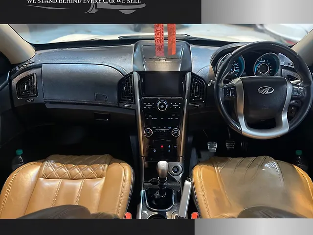 Used Mahindra XUV500 W11 in Jaipur