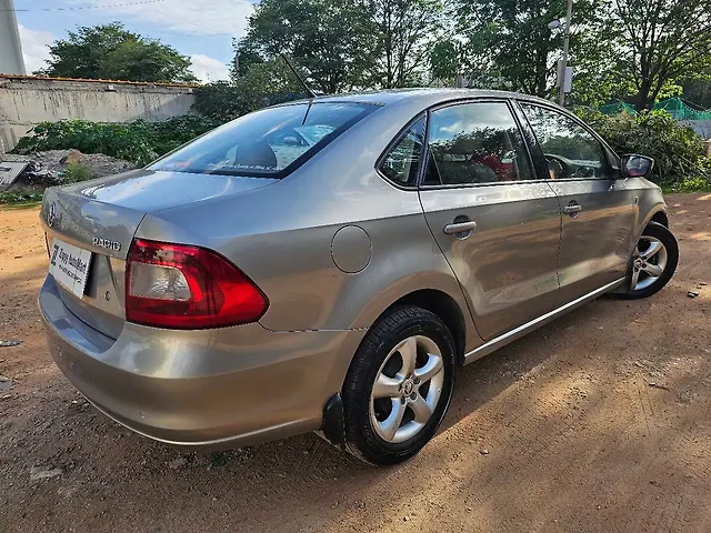 Used Skoda Rapid [2014-2015] 1.5 TDI CR Ambition Plus AT in Bangalore
