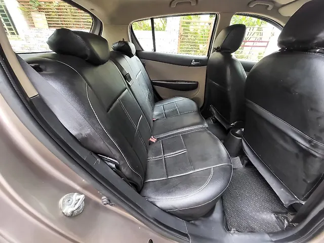 Used Hyundai i20 [2010-2012] Sportz 1.2 BS-IV in Bangalore