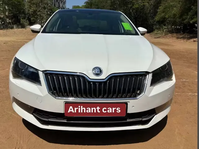 Used 2016 Skoda Superb in Mumbai