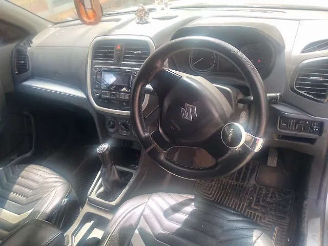 Used Maruti Suzuki Vitara Brezza [2016-2020] VDi in Indore