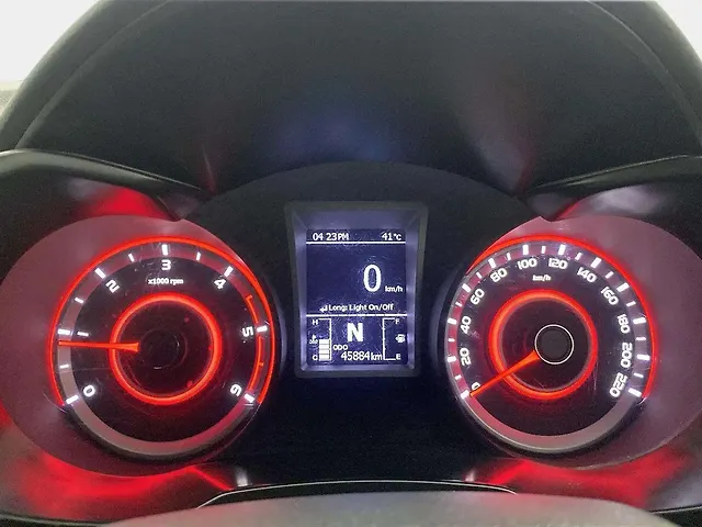 Used Mahindra XUV300 [2019-2024] W8 1.5 Diesel [2020] in Lucknow