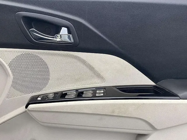 Used Mahindra XUV300 [2019-2024] W8 1.5 Diesel [2020] in Lucknow