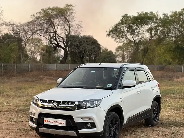 Used Maruti Suzuki Vitara Brezza [2016-2020] ZDi AGS in Ahmedabad