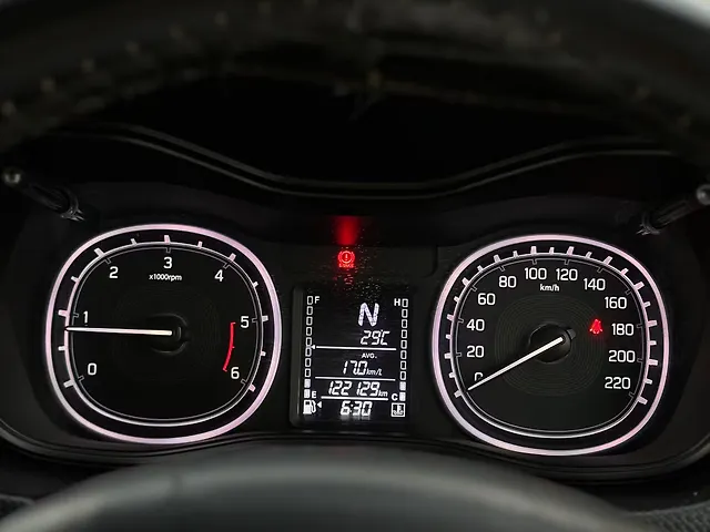 Used Maruti Suzuki Vitara Brezza [2016-2020] ZDi AGS in Ahmedabad
