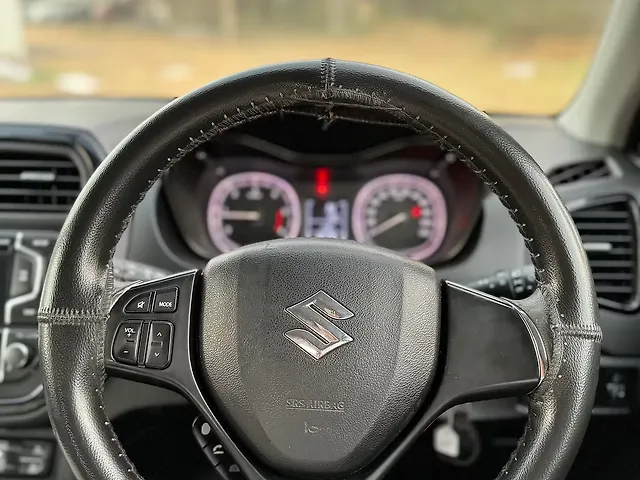 Used Maruti Suzuki Vitara Brezza [2016-2020] ZDi AGS in Ahmedabad