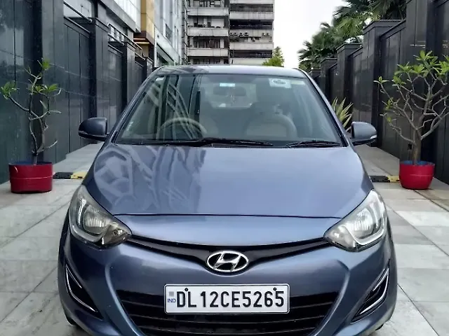 Used 2013 Hyundai i20 in Delhi