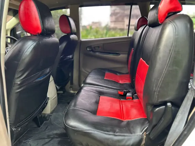 Used Toyota Innova [2015-2016] 2.5 G BS IV 8 STR in Kolkata
