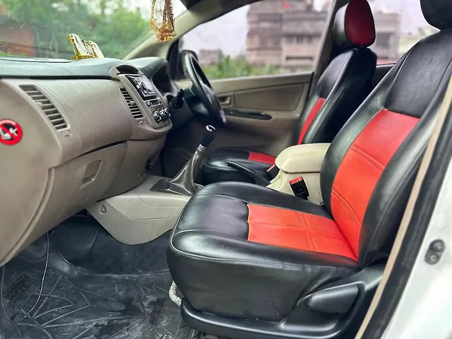 Used Toyota Innova [2015-2016] 2.5 G BS IV 8 STR in Kolkata