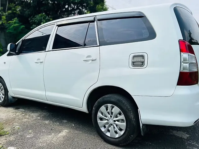 Used Toyota Innova [2015-2016] 2.5 G BS IV 8 STR in Kolkata