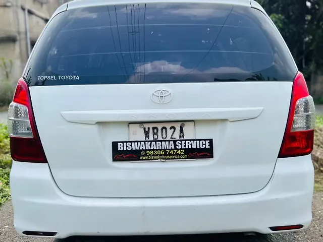 Used Toyota Innova [2015-2016] 2.5 G BS IV 8 STR in Kolkata