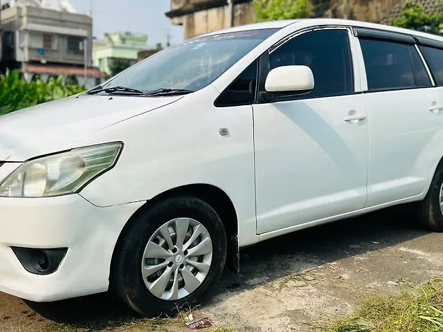 Used Toyota Innova [2015-2016] 2.5 G BS IV 8 STR in Kolkata
