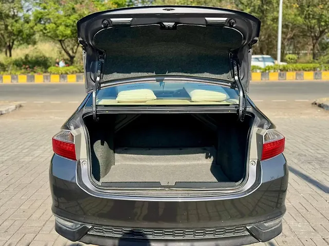 Used Honda City 4th Generation ZX CVT Petrol [2017-2019] in Mumbai