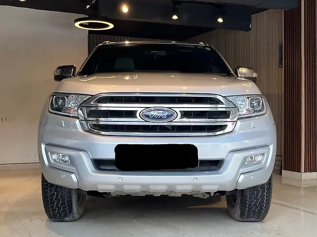 Used 2016 Ford Endeavour in Delhi