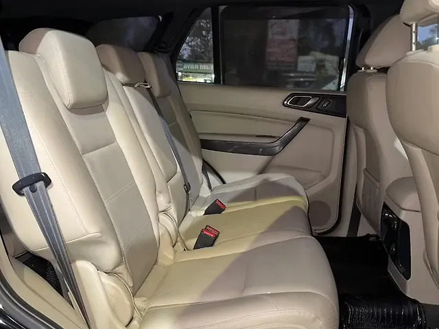 Used Ford Endeavour [2016-2019] Titanium 3.2 4x4 AT in Gurgaon