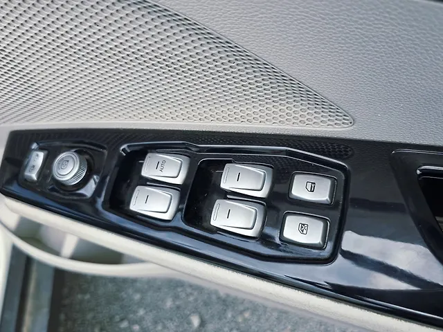 Used Mahindra XUV300 [2019-2024] W8 1.5 Diesel [2020] in Pune