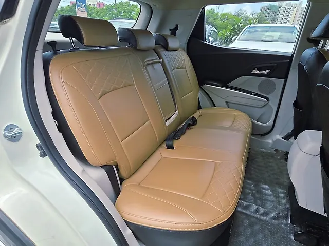Used Mahindra XUV300 [2019-2024] W8 1.5 Diesel [2020] in Pune