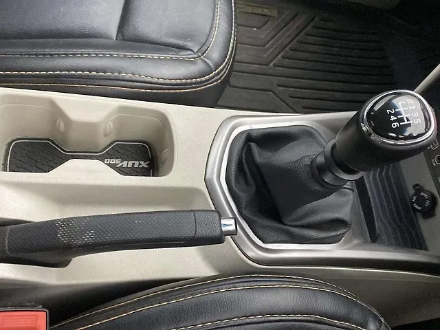 Used Mahindra XUV300 [2019-2024] W8 1.5 Diesel [2020] in Hyderabad