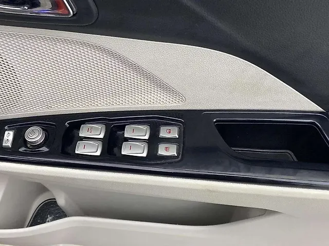Used Mahindra XUV300 [2019-2024] W8 1.5 Diesel [2020] in Hyderabad